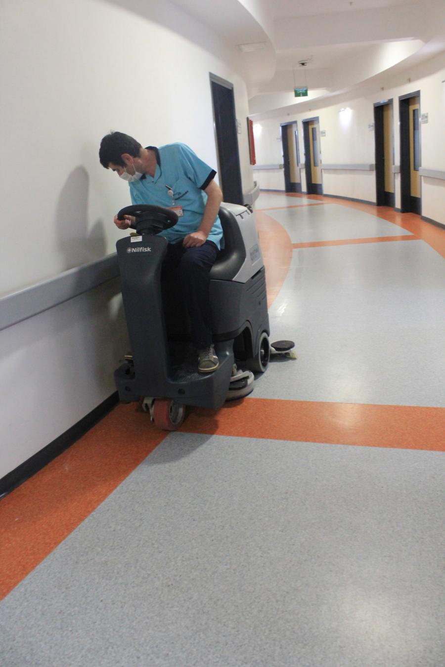 temizlik makine konteyner