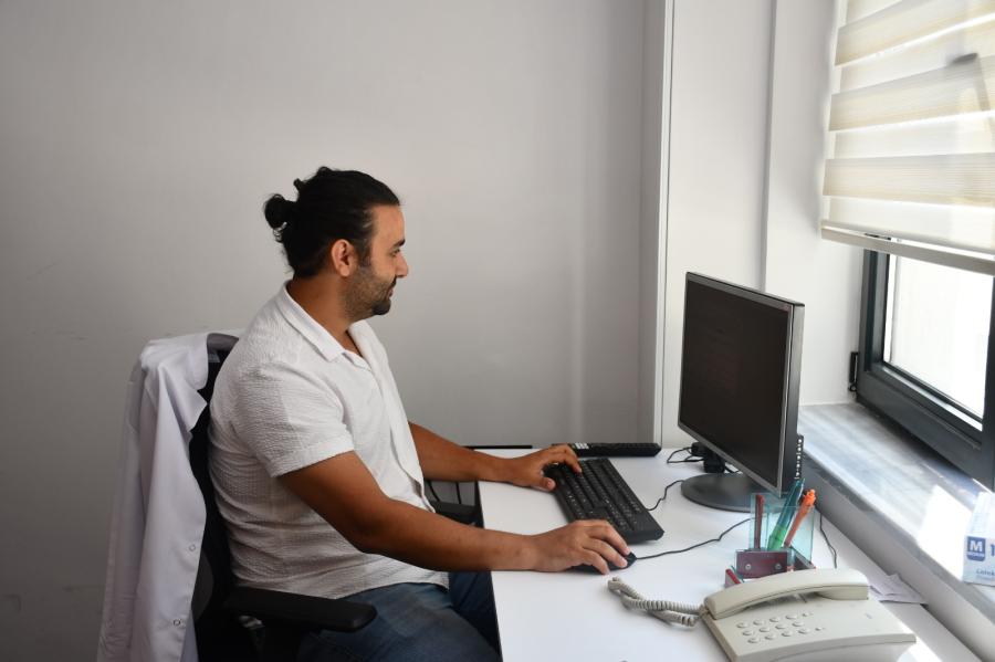 Dr. ABDULLAH KAAN KURT