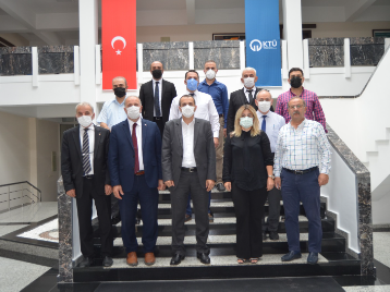 Üniversitemiz ile Türkiye Sağlık İşçileri Sendikası Arasında İyileştirme Protokolü İmzalandı