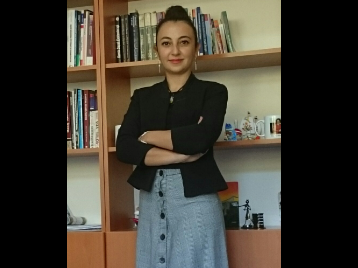 TRT Trabzon Radyosunda Davetli Konuşmacı: Doç. Dr. Arzu ERDEN