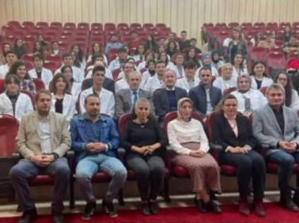 Moleküler Biyoloji ve Genetik Bölümü Önlük Giyme Töreni 