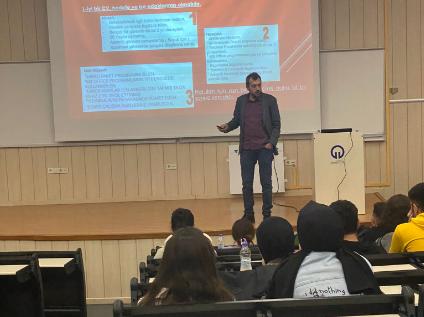 İİBF Çalışma Ekonomisi ve Endüstri İlişkileri Bölümü Öğrencilerine Özgeçmiş Hazırlama Teknikleri Eğitimi Verildi