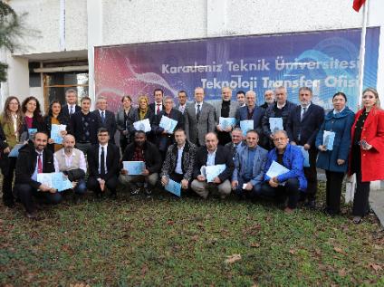 Üniversitemizde 2022 Yılı Patent ve Faydalı Model Tescil Tebrik Töreni Gerçekleştirildi