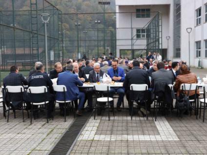 Üniversitemiz Of Teknoloji Fakültesi'nde Hamsi Şöleni Düzenlendi