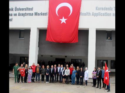 Çanakkale Şehitlerimizin Aziz Hatırasına KTÜ Farabi Hastanemizde Etkinlik Düzenlendi