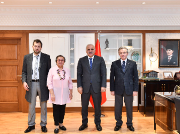 Doğu Karadeniz Kariyer Fuarı (DOKKAF22) Kapsamında Trabzon Büyükşehir Belediyesine Ziyaret Gerçekleştirildi.