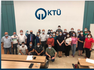 25 yıl ve üzeri çalışan idari personelimize hizmet ödülü verildi