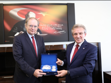 AB Büyükelçisi Christian BERGER ve Beraberindeki Heyet Üniversitemizi Ziyaret Etti