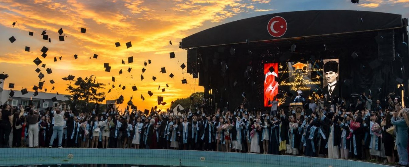 44. Mezuniyet Töreni Gerçekleşti